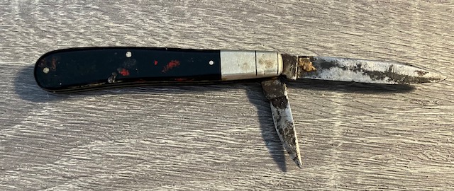 VINTAGE KNIFE COLLECTION.