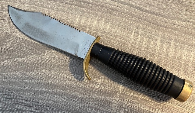 VINTAGE KNIFE COLLECTION.