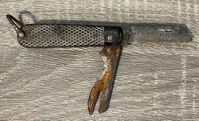 VINTAGE KNIFE COLLECTION.