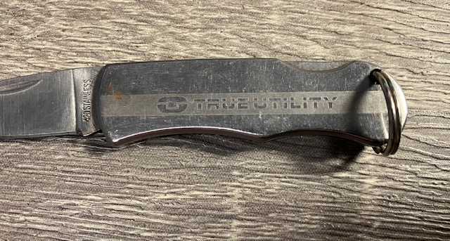 VINTAGE KNIFE COLLECTION.