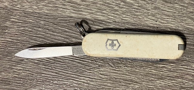 VINTAGE KNIFE COLLECTION.