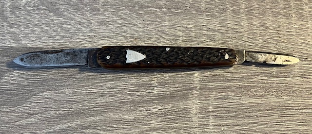 VINTAGE KNIFE COLLECTION.