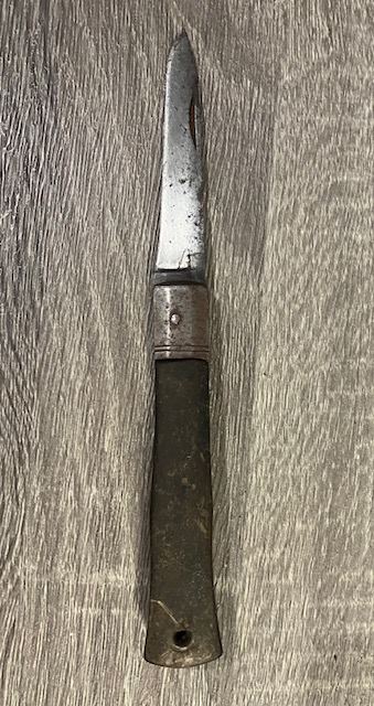 VINTAGE KNIFE COLLECTION.