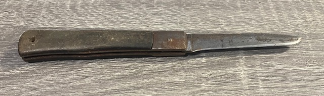 VINTAGE KNIFE COLLECTION.