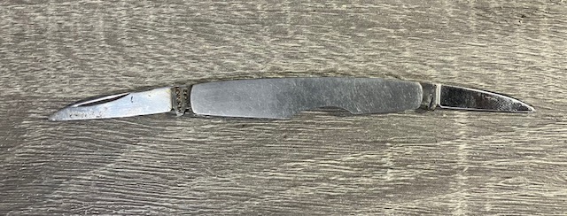 VINTAGE KNIFE COLLECTION.