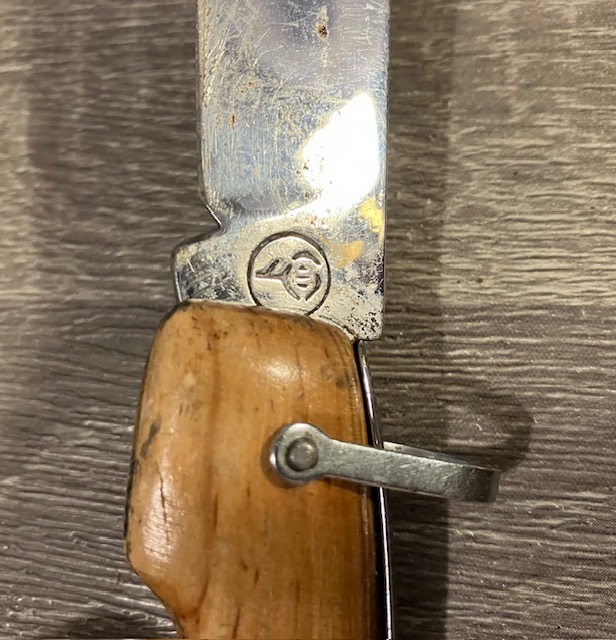 VINTAGE KNIFE COLLECTION.