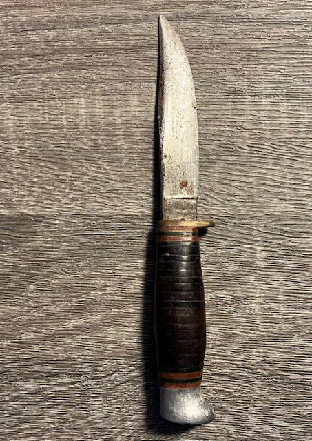 VINTAGE KNIFE COLLECTION.