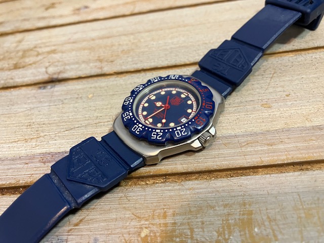 TAG Heuer 370.513 Blue Mid Size Formula 1 Watch.