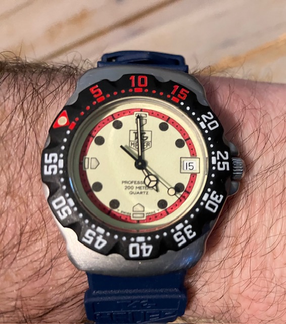 TAG Heuer 371.513 Midsize Formula 1 Watch.