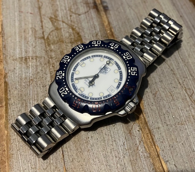 TAG Heuer WA1219 Midsize Formula 1 Watch.