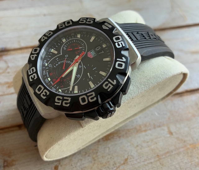 Tag Heuer Formula 1 CAH1010 Men’s Watch.